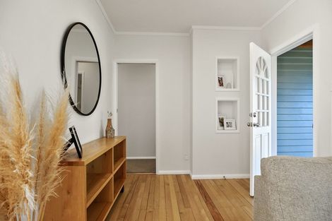 Photo of property in 8 Saint Winifreds Avenue, Hamilton East, Hamilton, 3216