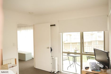 Photo of property in The Haven, 41/120 Beach Haven Road, Beach Haven, Auckland, 0626