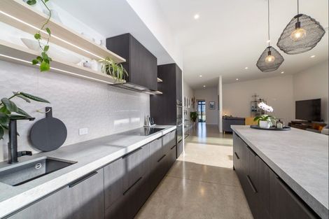 Photo of property in 1 Matai Grove, Greytown, 5712