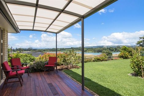 Photo of property in 16 Vantage Place, Omokoroa, 3114