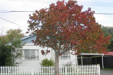 Photo of property in 19 Korau Grove, Stokes Valley, Lower Hutt, 5019