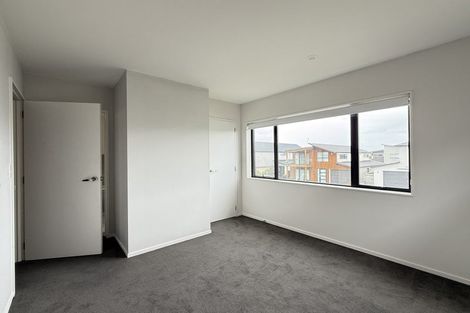 Photo of property in 6 Kearns Drive, Hobsonville, Auckland, 0616