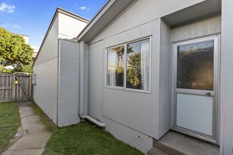 Photo of property in 1/576 Maunganui Road, Mount Maunganui, 3116
