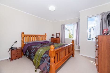 Photo of property in 25 Stephen Avenue, Henderson, Auckland, 0610