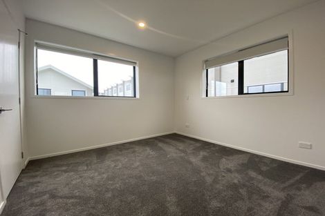 Photo of property in 1/2 Hood Street, Mount Victoria, Wellington, 6011