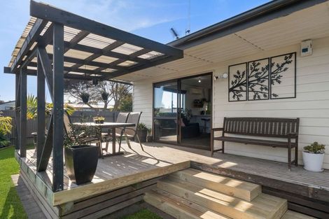 Photo of property in 70a Topaz Drive, Papamoa Beach, Papamoa, 3118