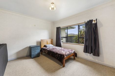 Photo of property in 16 Willis Road, Papakura, 2110