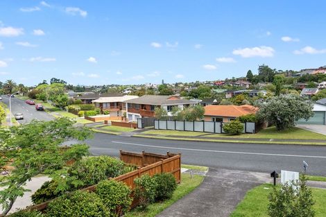 Photo of property in 94 Stapleford Crescent, Browns Bay, Auckland, 0630