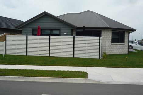 Photo of property in 2 Manuka Street, Papamoa Beach, Papamoa, 3118