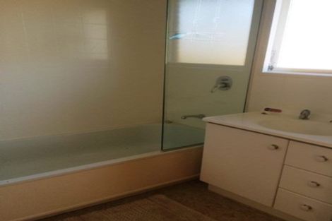 Photo of property in 1 Cotton Street, St Andrews, Hamilton, 3200