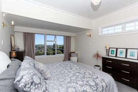 Photo of property in 114 Belt Road, New Plymouth, 4310