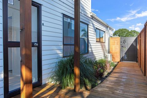 Photo of property in 42a Matakatia Parade, Matakatia, Whangaparaoa, 0930