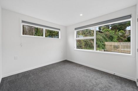 Photo of property in 1/5 Tawa Terrace, Tawa, Wellington, 5028