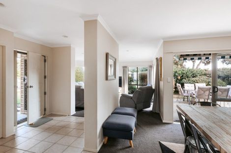 Photo of property in 5 Evansbel Place, Papamoa Beach, Papamoa, 3118