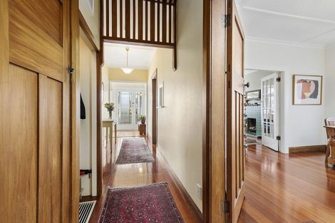 Photo of property in 11 Firth Terrace, Karori, Wellington, 6012