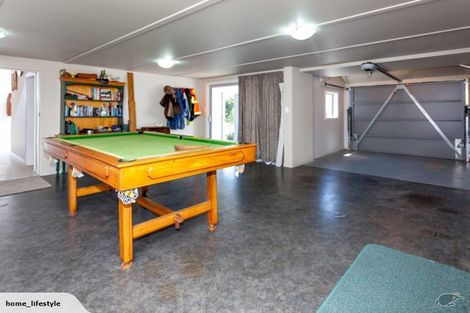 Photo of property in 115 Oratia Place, Onemana, Whangamata, 3691