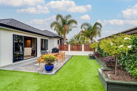 Photo of property in 28 Orotu Drive, Poraiti, Napier, 4112