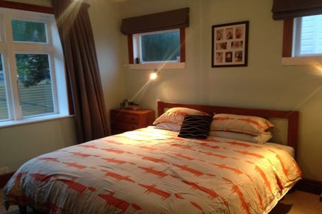 Photo of property in 250 Houghton Bay Road, Houghton Bay, Wellington, 6023