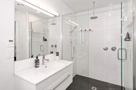 Photo of property in 5 Constance Place, Aidanfield, Christchurch, 8025