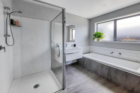 Photo of property in 62 Bradwell Crescent, Halswell, Christchurch, 8025