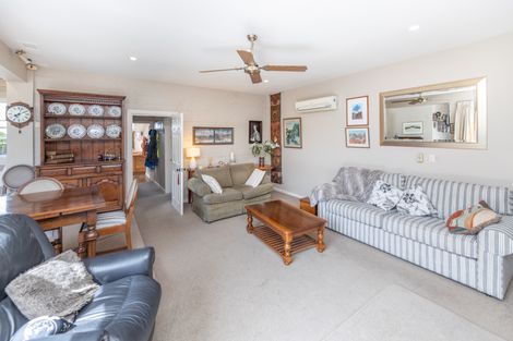 Photo of property in 105a Hinau Street, Riccarton, Christchurch, 8041