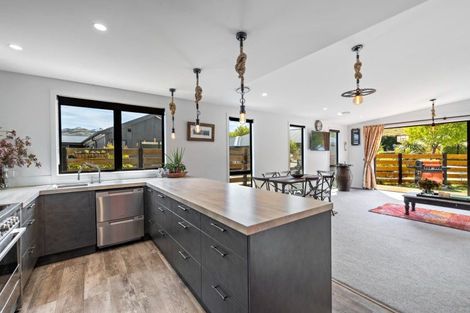 Photo of property in 2 Mulbury Way, Lower Shotover, Queenstown, 9304