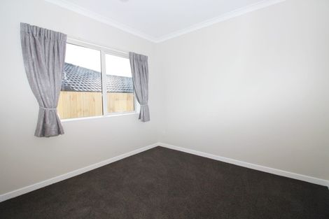 Photo of property in 80 Jeroboam Loop, Kumeu, 0810