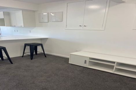 Photo of property in 27 Sunset Road, Totara Vale, Auckland, 0632