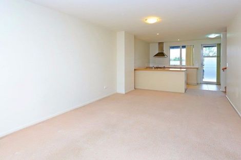 Photo of property in 48 Haven Drive, East Tamaki, Auckland, 2013