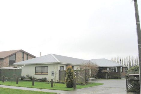 Photo of property in 47 Hunter Street, Edendale, 9825