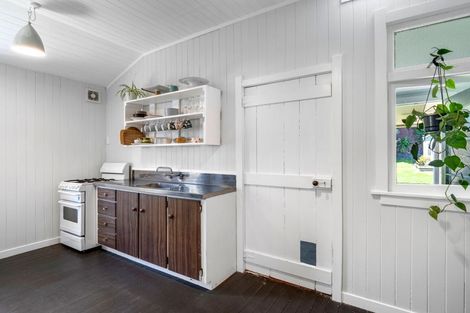 Photo of property in 18 Aotea Street, Castlecliff, Whanganui, 4501