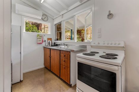 Photo of property in 9 Tumai Road, Lake Rotoma, Rotorua, 3074