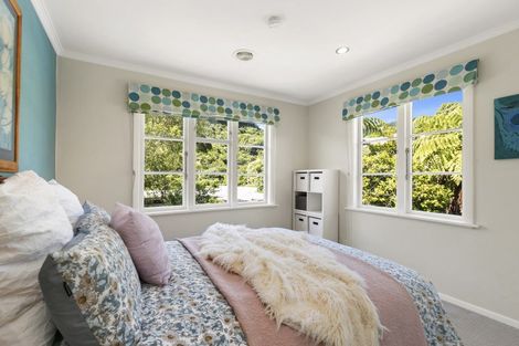 Photo of property in 54 Collins Avenue, Tawa, Wellington, 5028