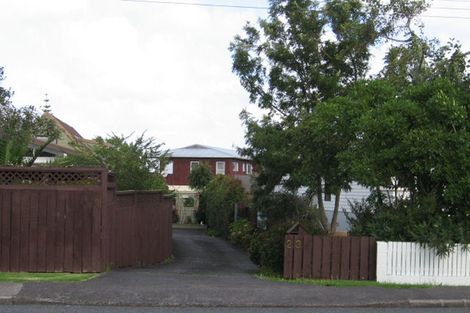 Photo of property in 23 Royal Road, Massey, Auckland, 0614