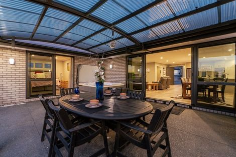 Photo of property in 8 Highview Court, Flagstaff, Hamilton, 3210