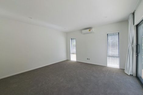 Photo of property in 10 Tagish Way, Orewa, 0931