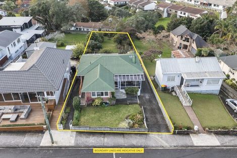 Photo of property in 63 Taunton Terrace, Blockhouse Bay, Auckland, 0600