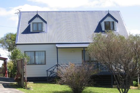 Photo of property in 3/208 Rangatira Road, Beach Haven, Auckland, 0626