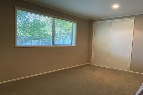 Photo of property in 8 George Deane Place, Greenhithe, Auckland, 0632