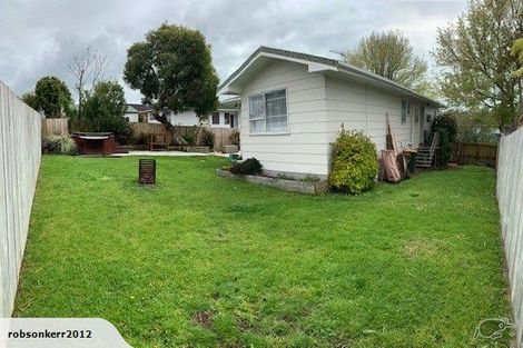 Photo of property in 31 Blanche Way, Half Moon Bay, Auckland, 2012