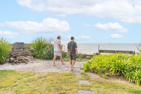 Photo of property in 579b Pukehina Parade, Pukehina, 3189