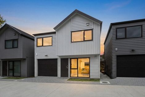 Photo of property in 58c Fitzherbert Avenue, West Harbour, Auckland, 0618