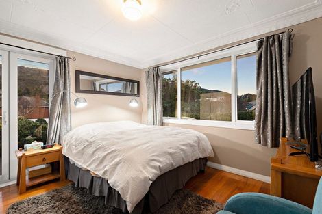 Photo of property in 132 Centennial Avenue, Helensburgh, Dunedin, 9010