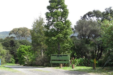 Photo of property in 1075a Huia Road, Huia, Auckland, 0604