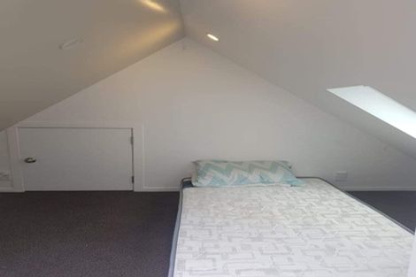 Photo of property in 11a Kopiko Way, Brooklyn, Wellington, 6021