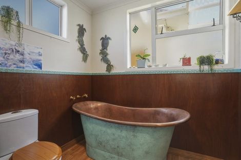 Photo of property in 11 Monowai Road, Ravensbourne, Dunedin, 9022