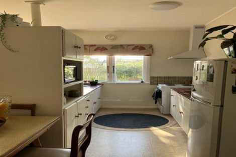 Photo of property in 15 Valentine Street, Alicetown, Lower Hutt, 5010