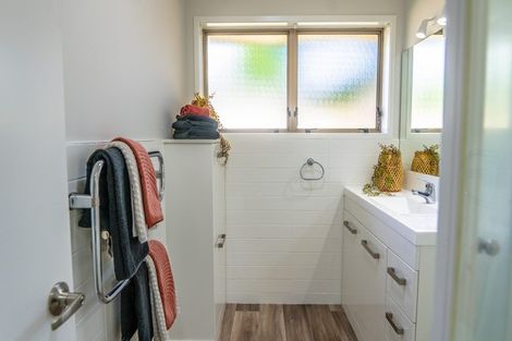 Photo of property in 1/16 Fieldstone Court, Northpark, Auckland, 2013