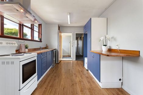 Photo of property in 55a Ross Crescent, Fairfield, Hamilton, 3214