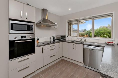 Photo of property in 10 Sea Dune Place, Ruakaka, 0116